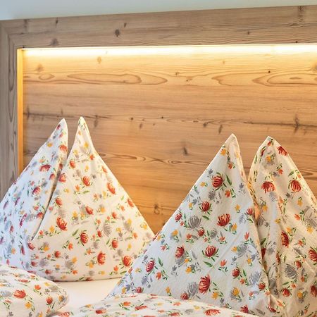 Luxurious Apartment With Sauna In Koenigsleiten Wald im Pinzgau Buitenkant foto