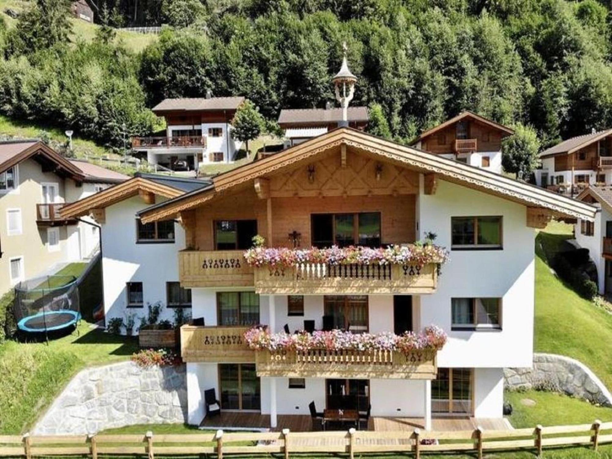 Luxurious Apartment With Sauna In Koenigsleiten Wald im Pinzgau Buitenkant foto